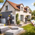 rénover votre maison familiale grâce au diagnostic dpe qualit'enr et aux travaux d'isolation avec saint gobain pour un habitat plus performant et économe en énergie.